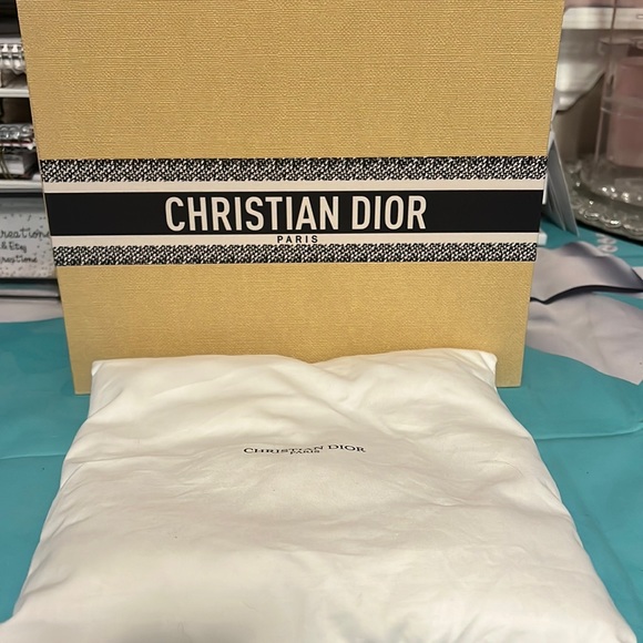 Dior Other - 💙💙💙Dioriviera Keepsake Box with Dior Pillow